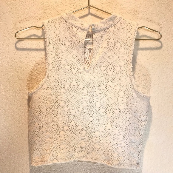 Free People Crochet Lace Keyhole Back Cropped Tank - Picture 2 of 8